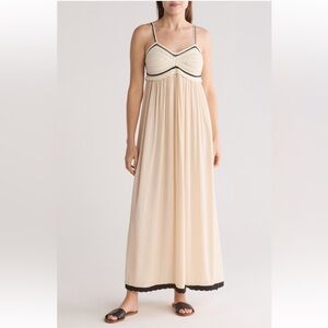 StitchDrop Kuhulu Crochet Maxi Dress